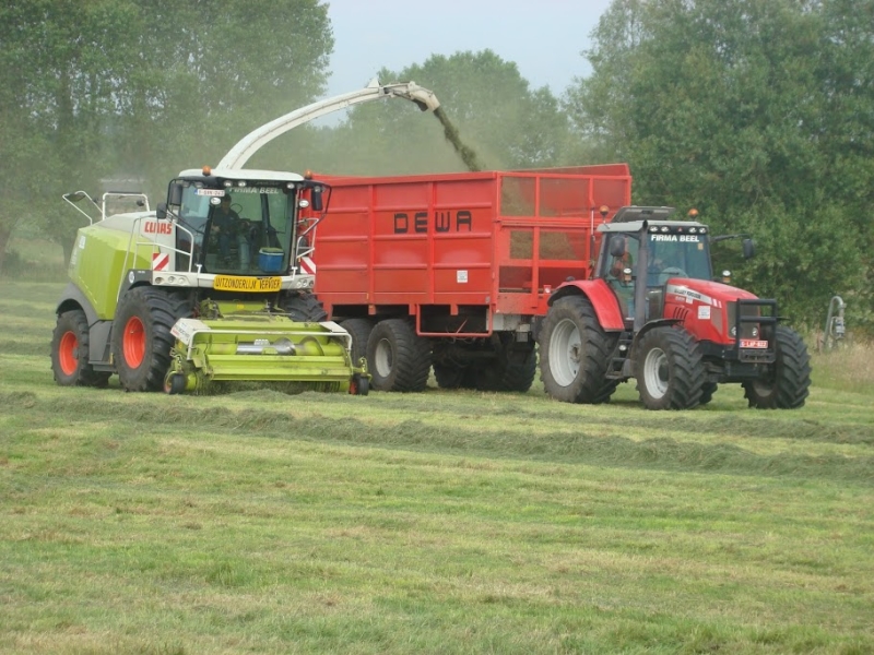 Demeyer hakselen gras